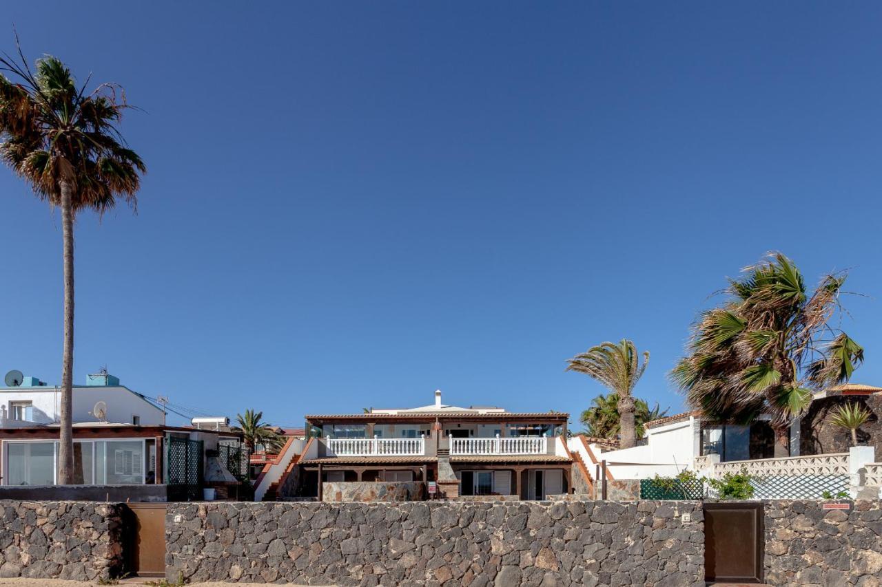 Villa Marina I Beachfront Corralejo By Holidays Home Exteriör bild