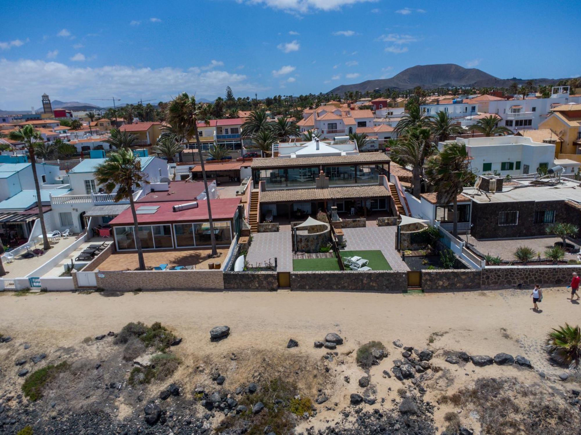 Villa Marina I Beachfront Corralejo By Holidays Home Exteriör bild